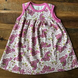 Pink chicken 12-18 month dress 🌸💕